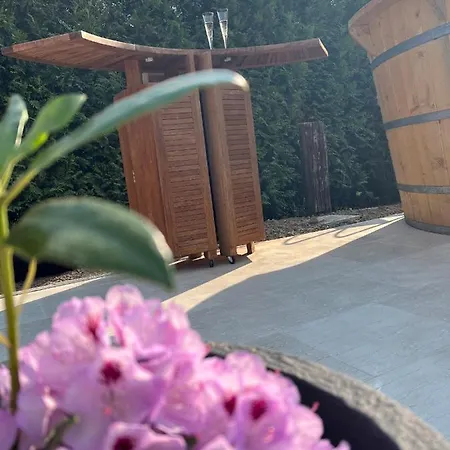 Les Du Valjoly * Touvent