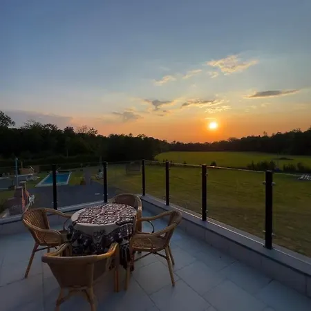 Les Du Valjoly Holiday home